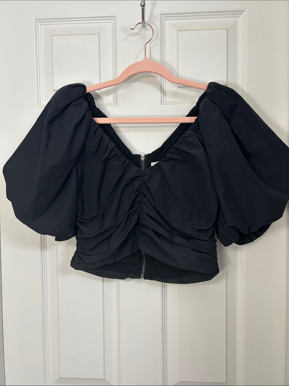 H&M Black Puff-Sleeve Ruched Zipper Back Crop Top Size Small
